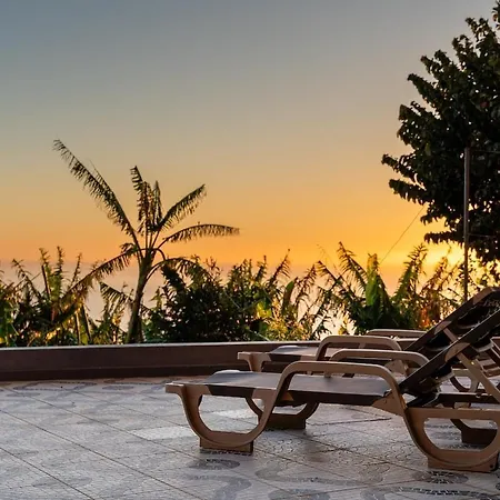 Sunset House Feriehus *