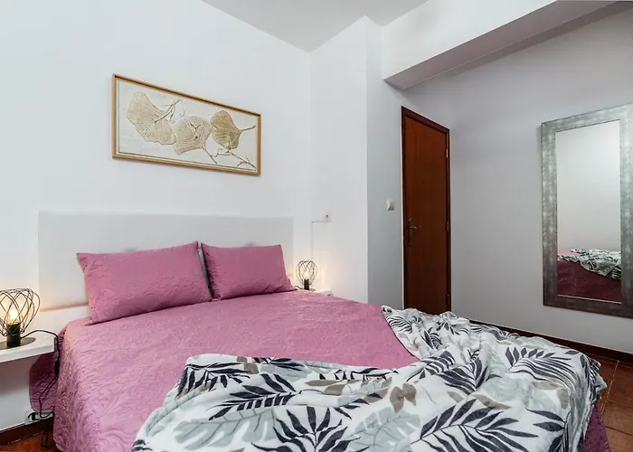 Sunset House * Calheta