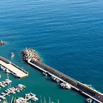 Sunset House بيت للعطل كالهيتا